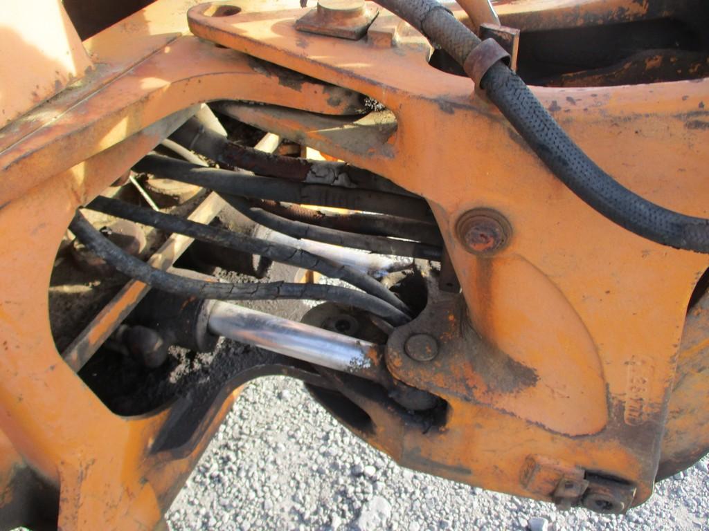 CASE 580C BACKHOE