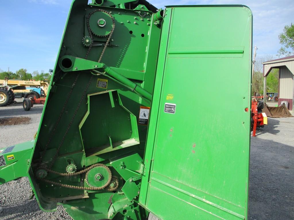 JOHN DEERE 385 RD BALER