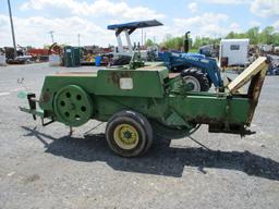 JOHN DEERE 338 SQ BALER