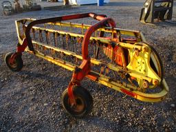 NEW HOLLAND 57 3PT RAKE