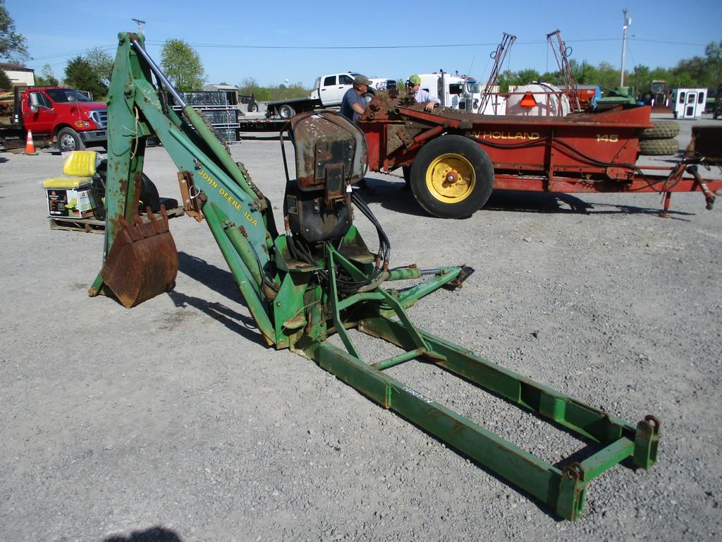 JOHN DEERE 10A BACKHOE ATTACHMENT