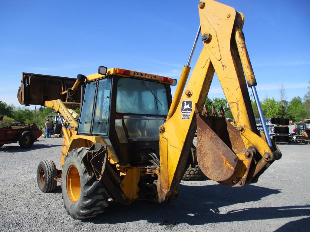 JOHN DEERE 310C BACKHOE