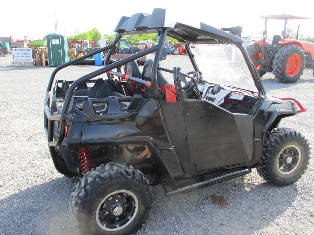 2011 POLARIS RZR 800