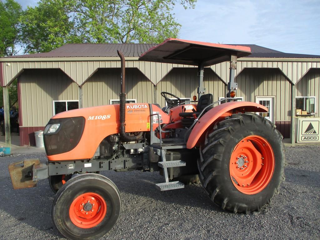 KUBOTA M108S TRACTOR