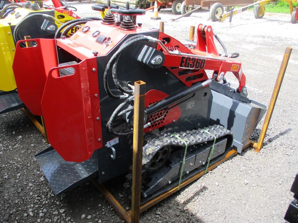 EGN EG360 MINI TRACK LOADER RED