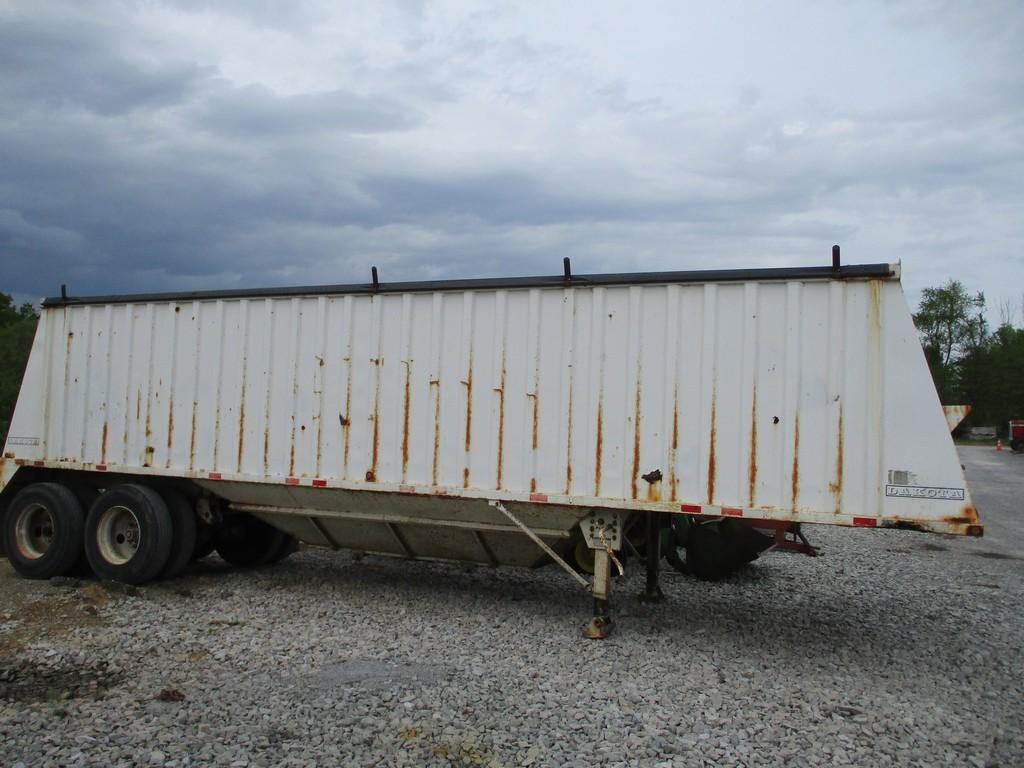 DAKOTA 34' HOPPER BOTTOM TRAILER