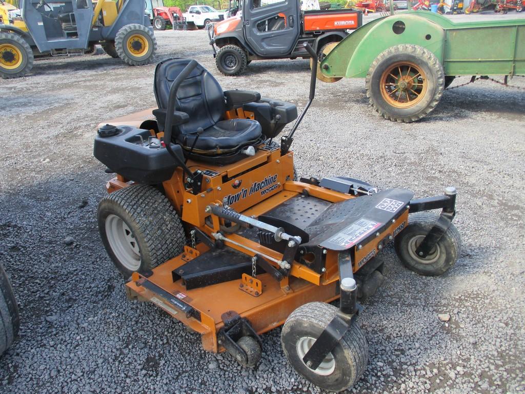 WOODS M2560 LAWN MOWER