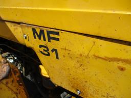 MASSEY FERGUSON 31 W LOADER