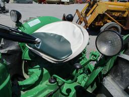 OLIVER 550 TRACTOR