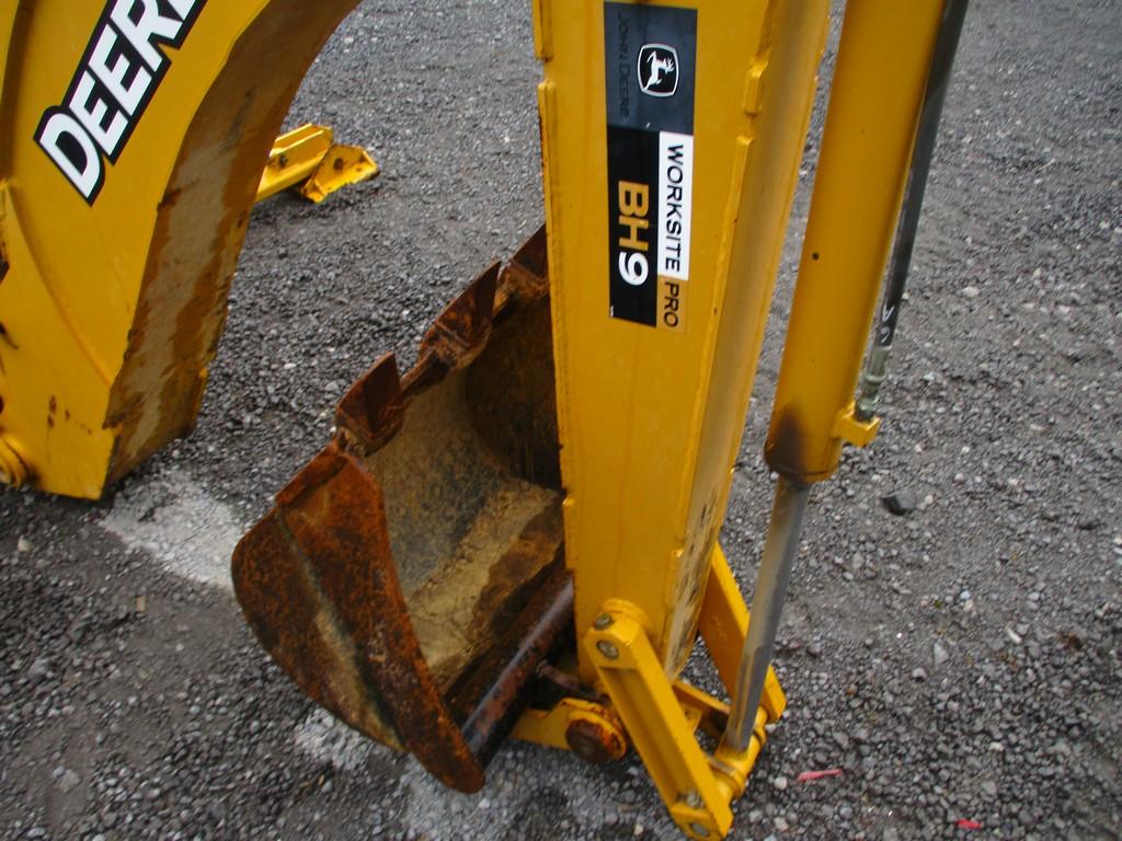 JOHN DEERE BH9 SKIDSTEER BACKHOE ATTACHMENT