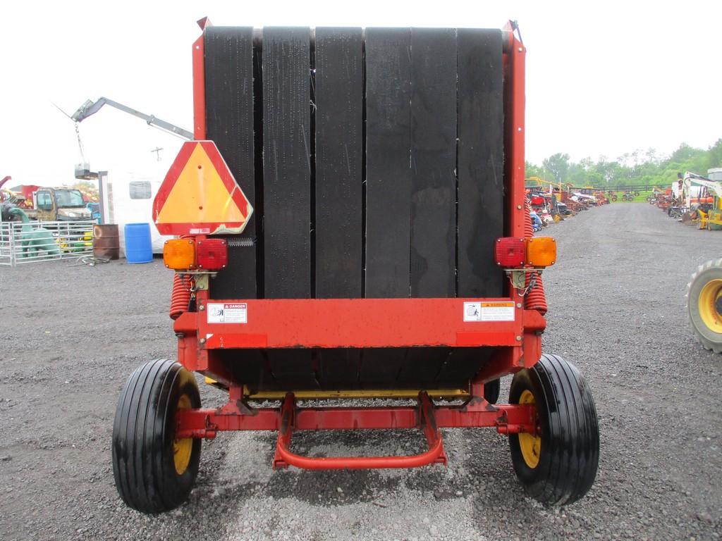 NEW HOLLAND BR730 RD BALER