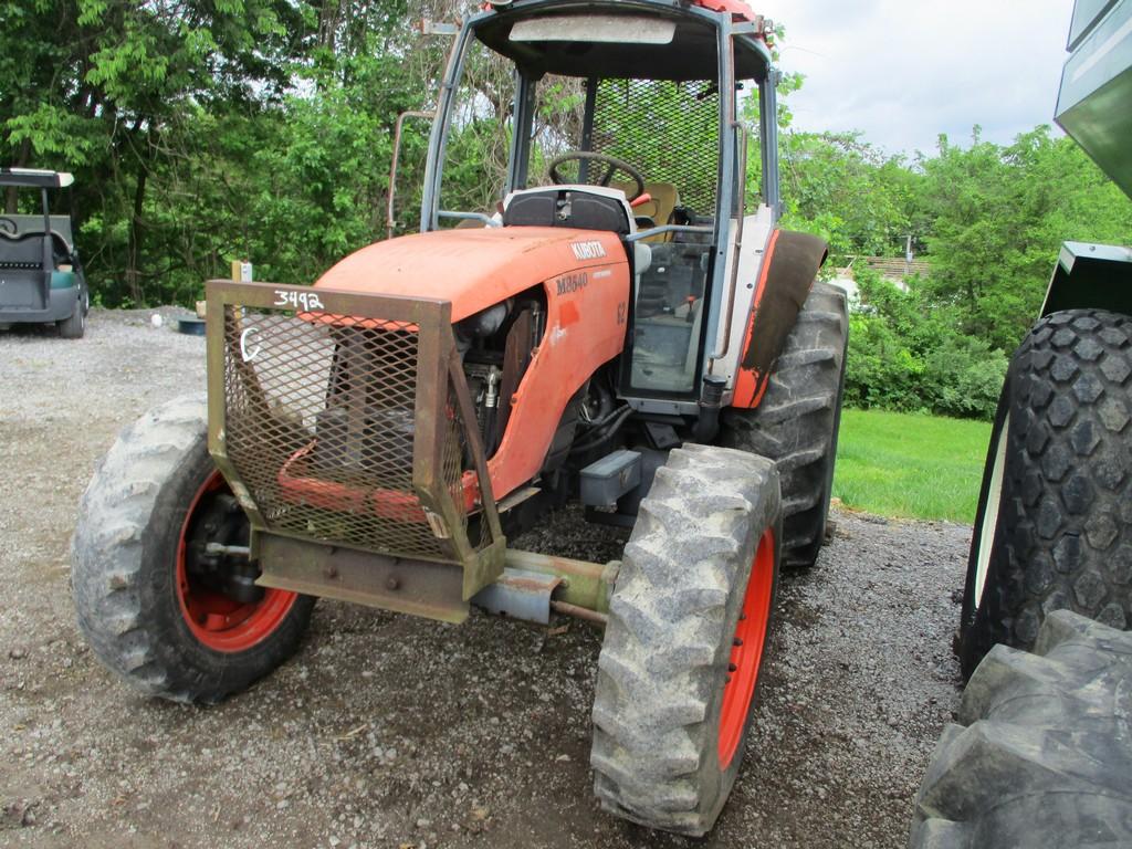 KUBOTA M8540 W/ SPARE TIRES