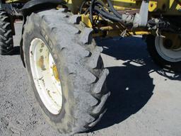 ROGATOR 664 CROP SPRAYER