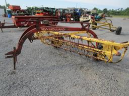 NEW HOLLAND 256 HITCH  RAKE