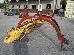 NEW HOLLAND 256 HITCH  RAKE
