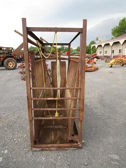 LIVESTOCK CHUTE