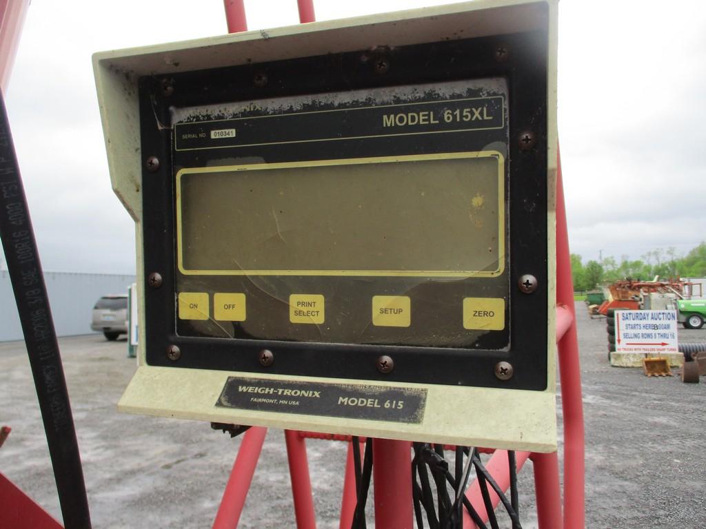 NDE 500 VERTICAL MIXER W SCALES