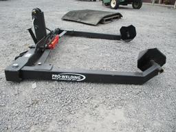 UNUSED PRO WELDING 3' BALE UNROLLER