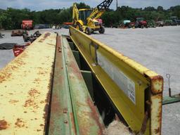 JOHN DEERE 8300 DRILL