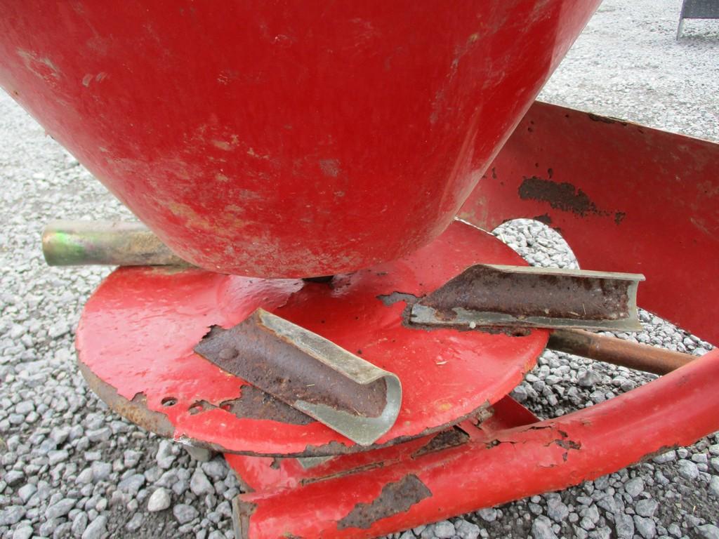 3PT RED CONE SEEDER