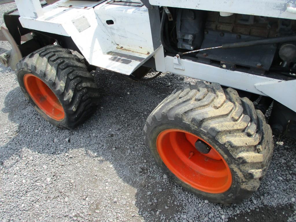 BOBCAT 3023 TRENCHER