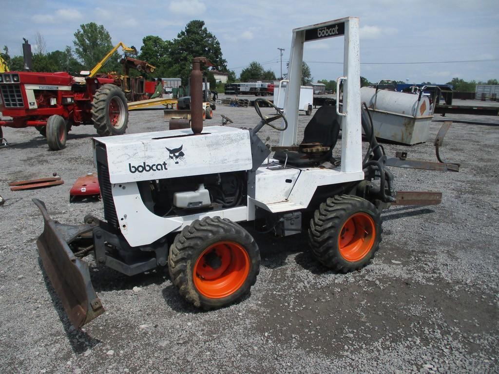 BOBCAT 3023 TRENCHER