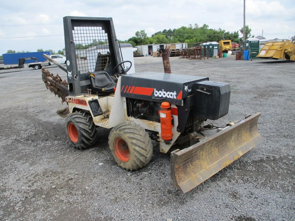 BOBCAT 3023 TRENCHER