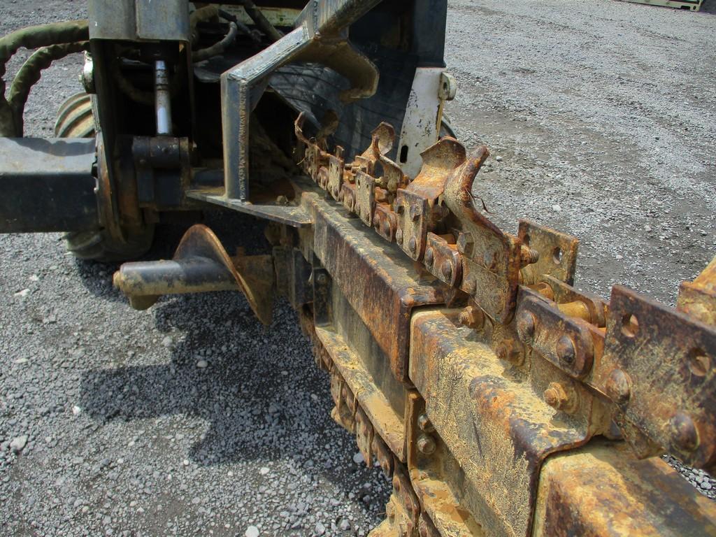 BOBCAT 3023 TRENCHER
