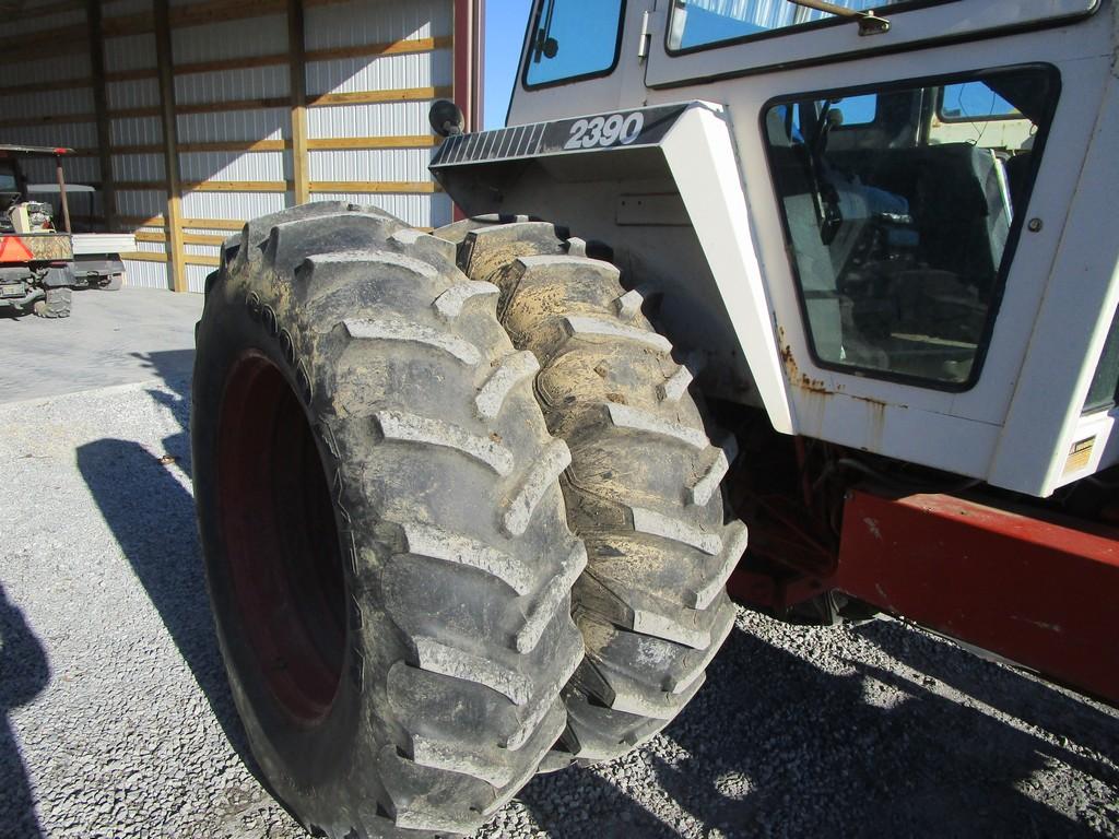 CASE 2390 TRACTOR CAB TRACTOR