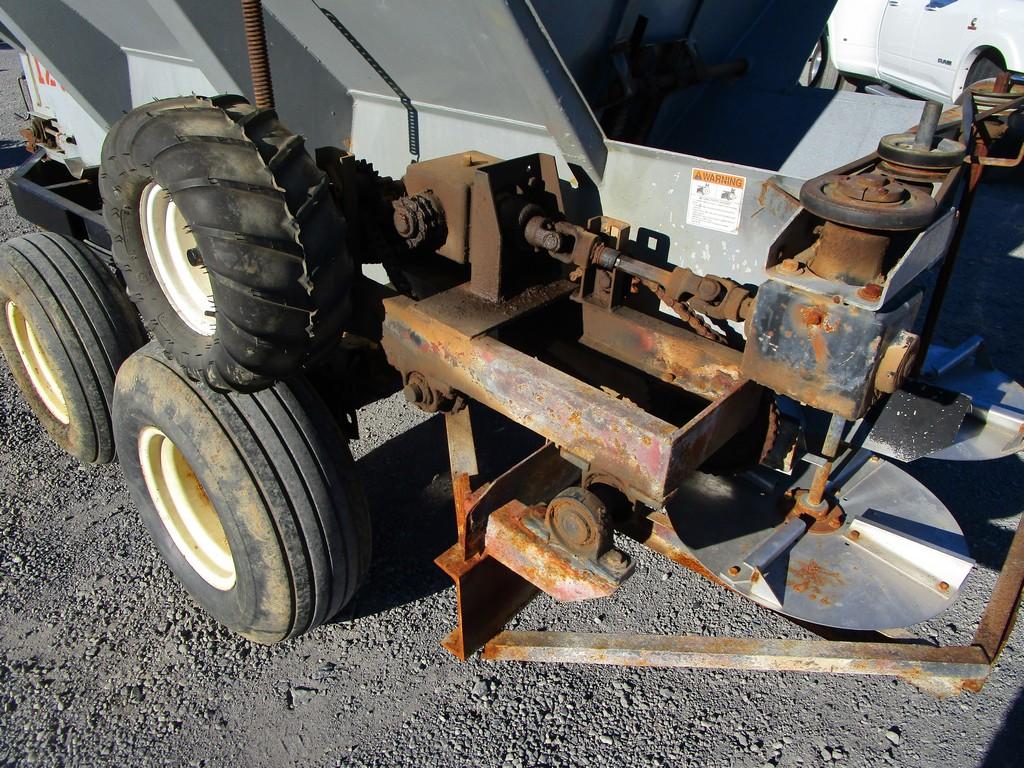 BBI FERTILIZER BUGGY