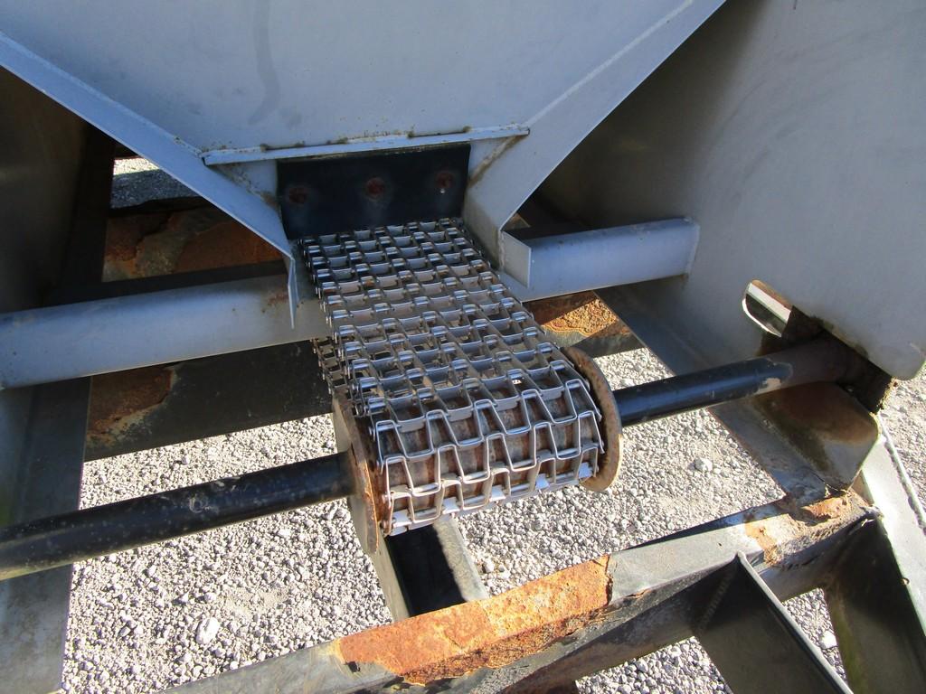 BBI FERTILIZER BUGGY