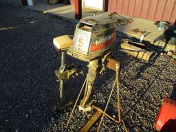 BOAT MOTOR AND TROLLING MOTOR