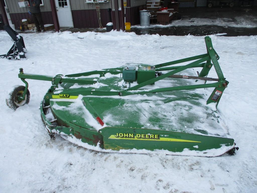 JOHN DEERE MX7 BUSHHOG