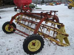 NEW HOLLAND 256 HITCH RAKE