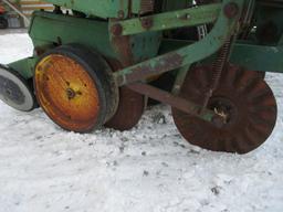 JOHN DEERE 7000 4 ROW PLANTER