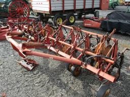 INTERNATIONAL #89 4 ROW MOUNTED CULTIVATOR W 3PT TRACK REMOVER