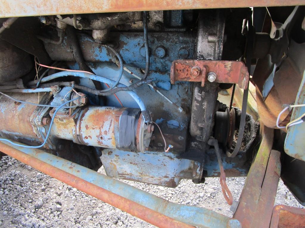FORDSON DEXTA TRACTOR