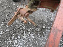 NEW HOLLAND 6 BASKET TEDDER