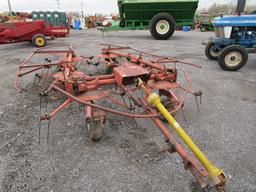 NEW HOLLAND 6 BASKET TEDDER