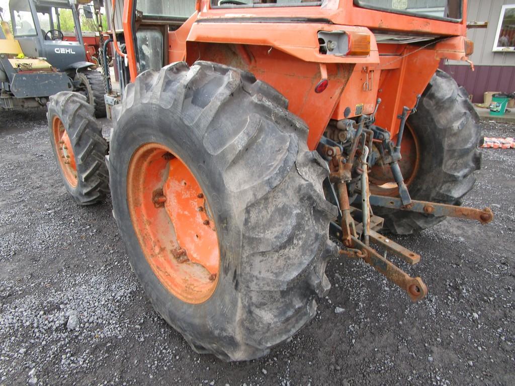 KUBOTA M4950DTF TRACTOR
