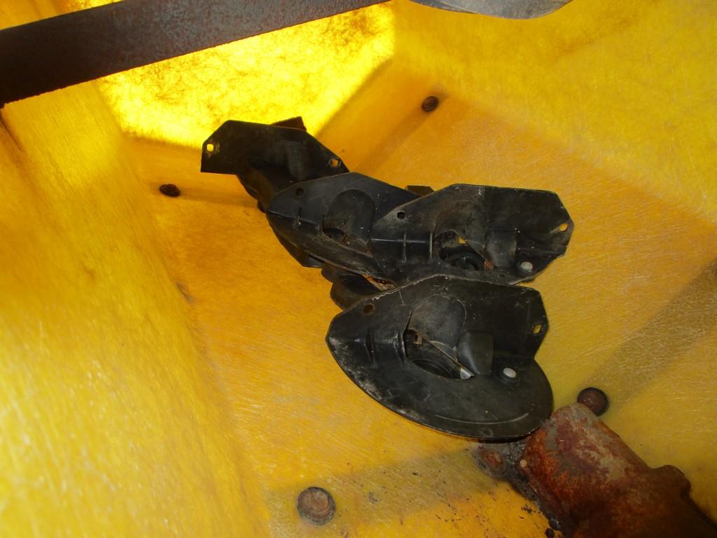 JOHN DEERE 7000 4-ROW PLANTER