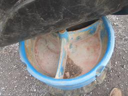 MINERAL FEEDER