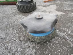 MINERAL FEEDER