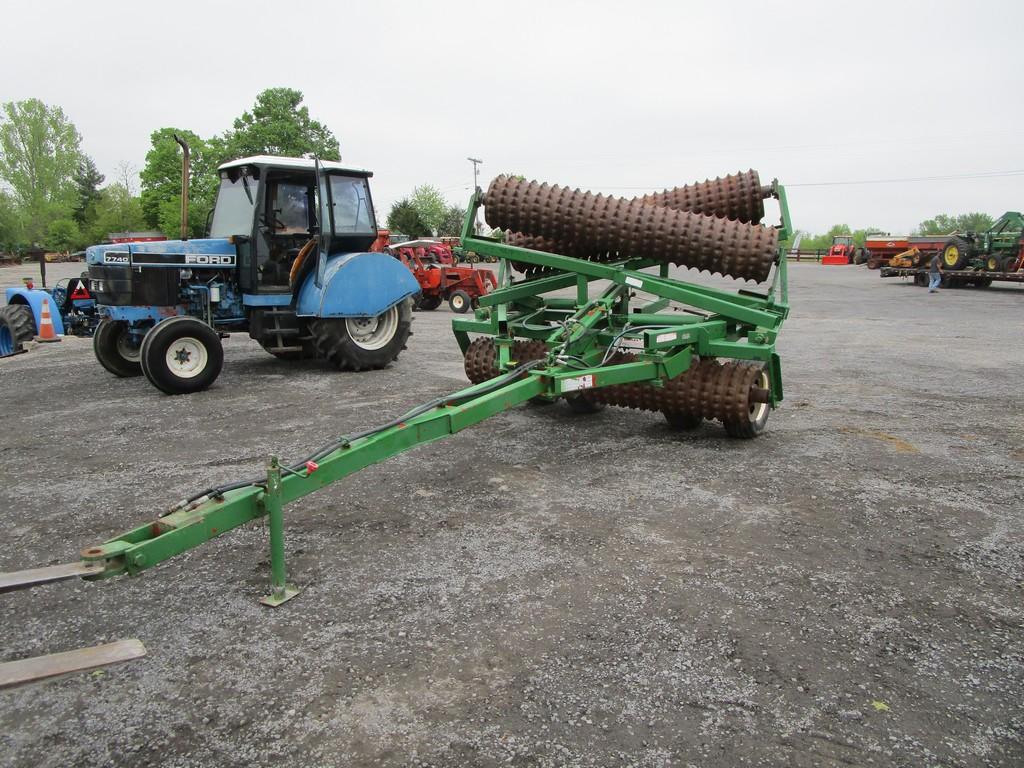 BRILLION 28' X FOLD PACKER