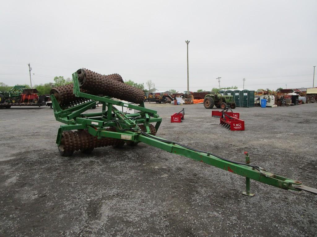 BRILLION 28' X FOLD PACKER