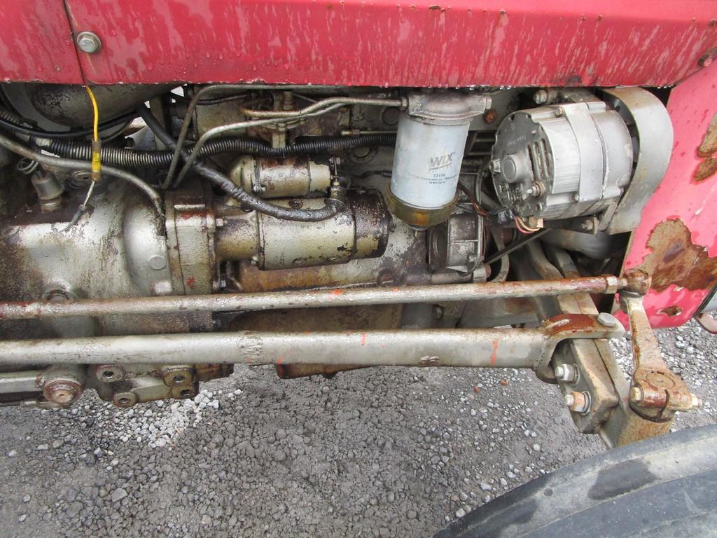 MASSEY FERGUSON 235 TRACTOR