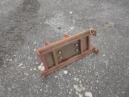 FRONT MOUNT FOR POST DRIVER