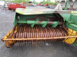 JOHN DEERE 337 SQ BALER
