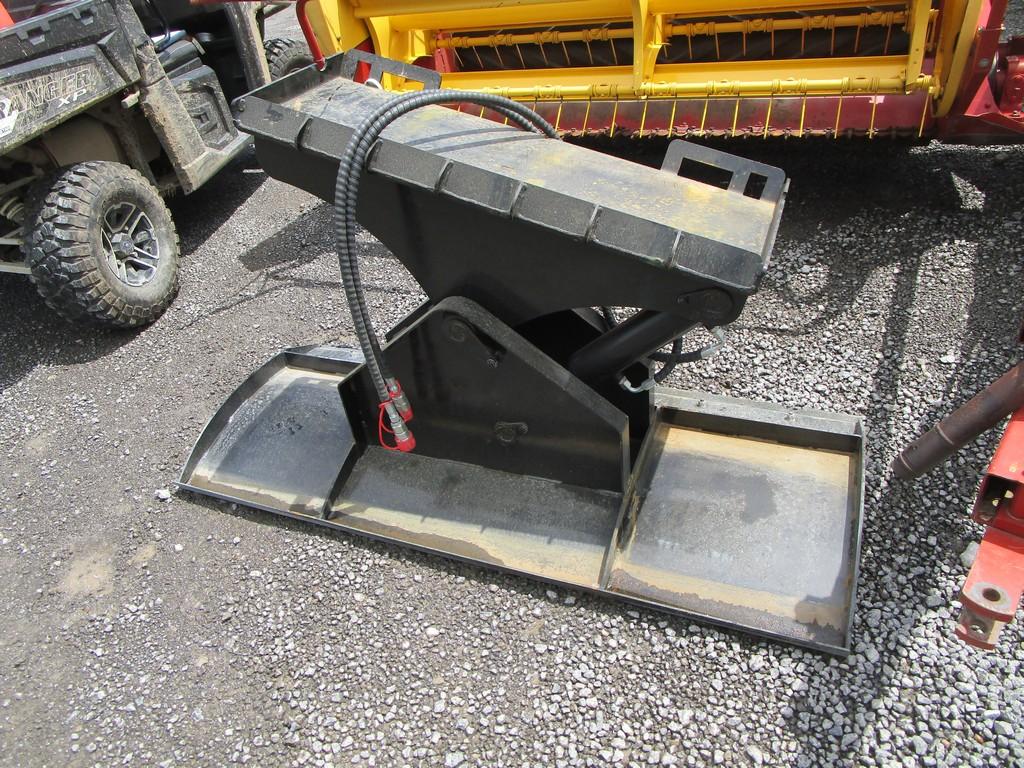 FUTURE SKIDSTEER SNOW PLOW