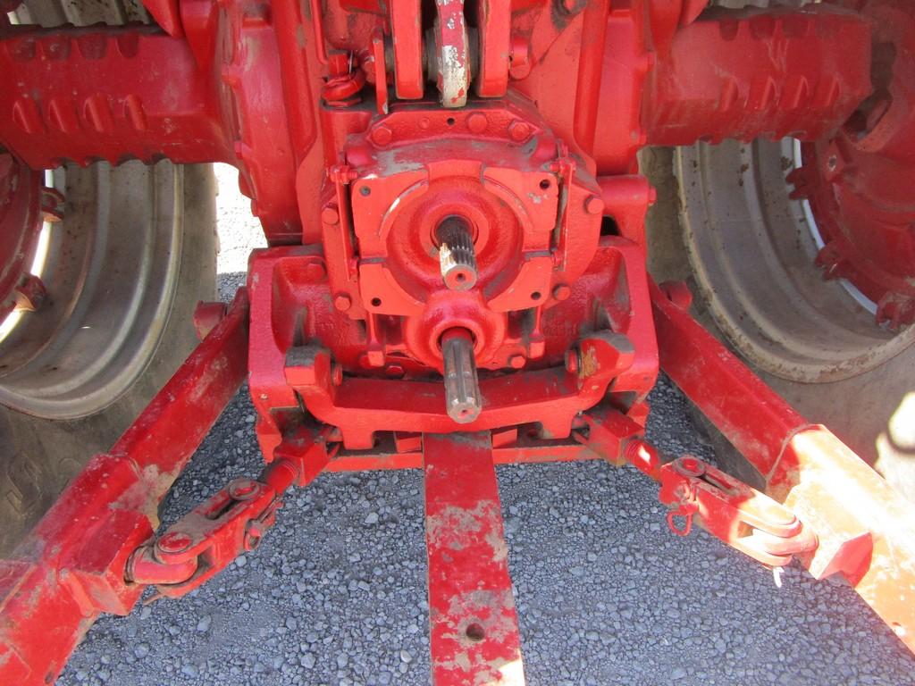IH 1086 W DUALS